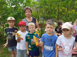 Поделки из природного материала Поделки из природного материала.